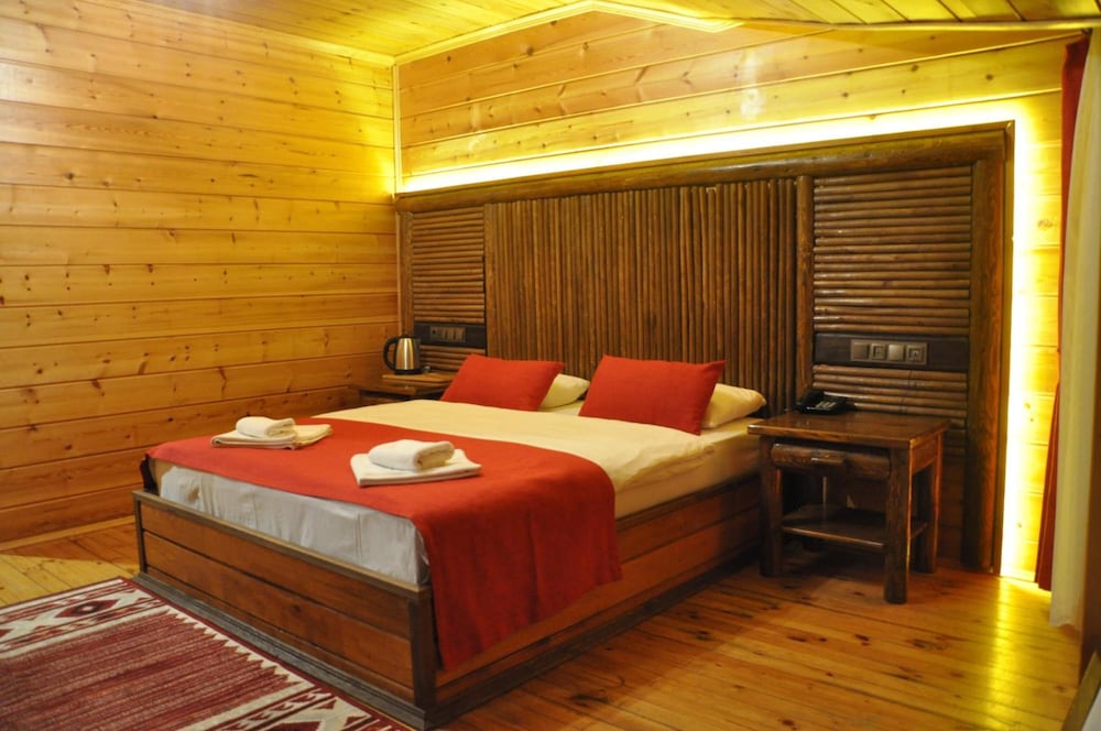 Uzungöl inan Kardesler Hotel Rezervasyon