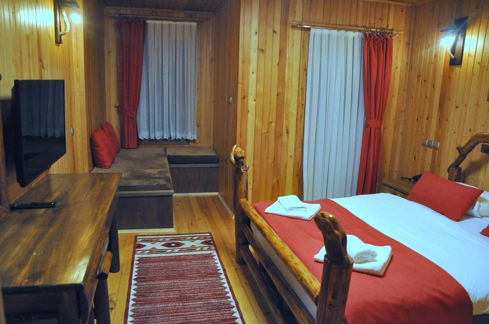 Uzungöl inan Kardesler Hotel Rezervasyon