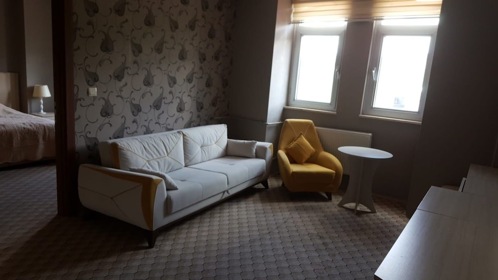 Yalnizcam Oteli Rezervasyon