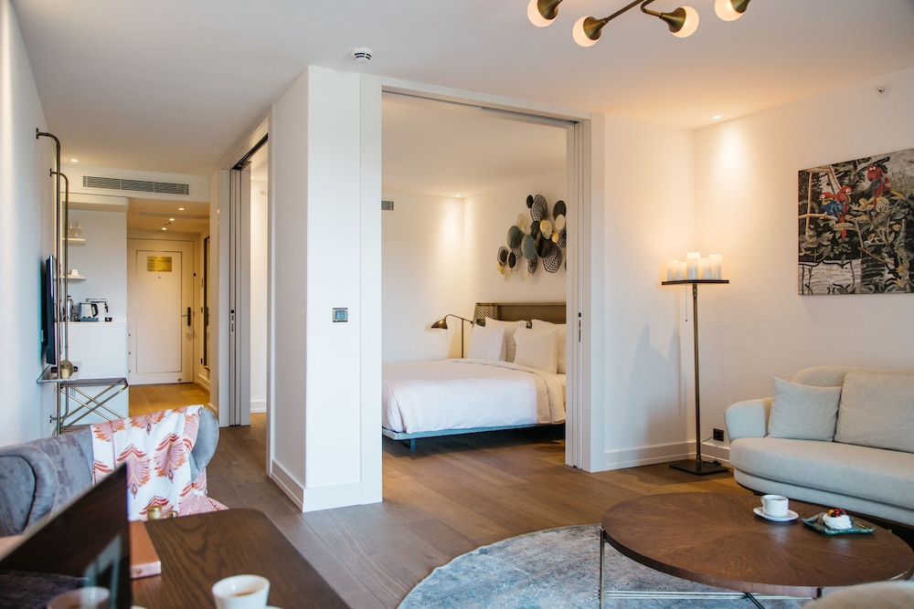 Biblos Resort Alacati Rezervasyon