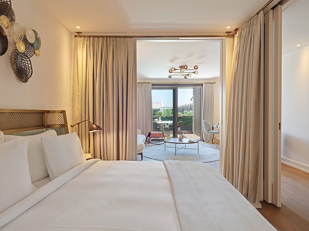 Biblos Resort Alacati Rezervasyon