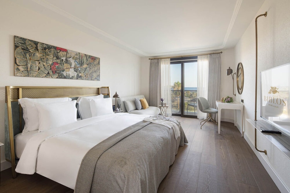 Biblos Resort Alacati Rezervasyon