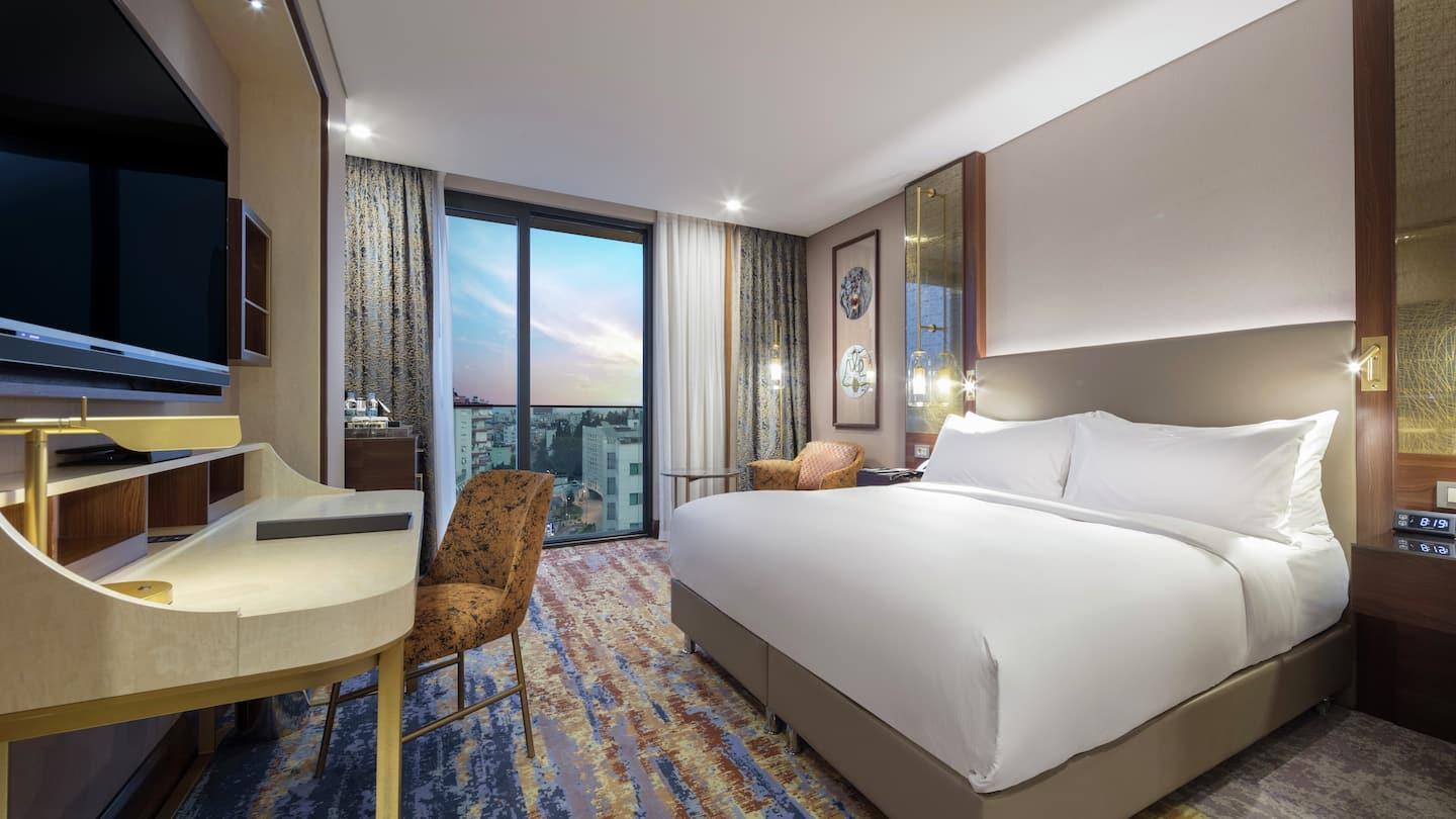 DoubleTree by Hilton Antalya City Centre Rezervasyon